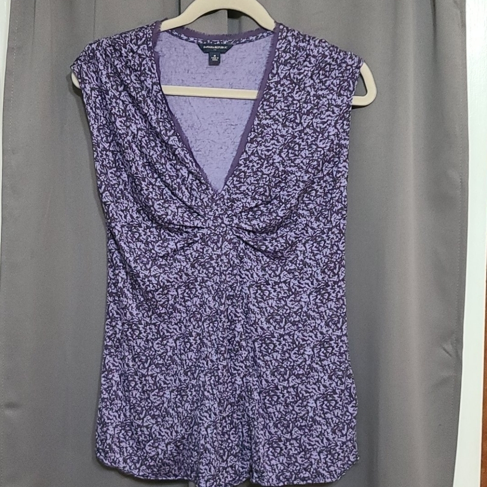 Banana Republic Factory sleeveless soft blouse M